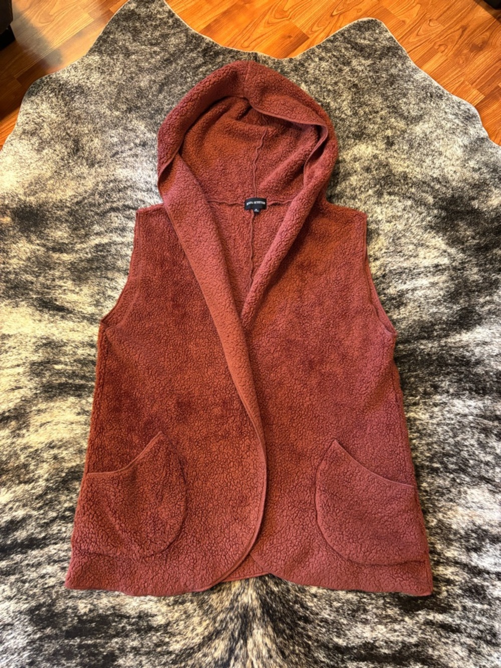 Zenana Outfitters Burnt Red Sherpa Vest Size 1X - Picture 2 of 9